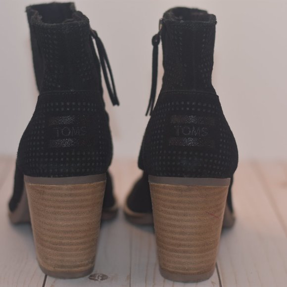 TOMS Women's Black Bootie Size 7 - Picture 3 of 4